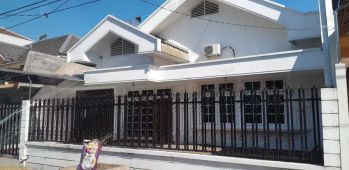 Disewakan rmh bagus, Manyar kertoadi. Strategis. Dkt Galaxy Mall, MERR