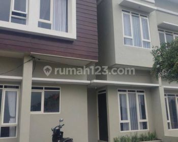 Promo Akhir Tahun Rumah 2 Lantai Malang