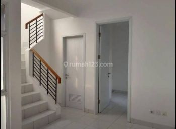 Rent Rumah: RUMAH THE ICON BSD