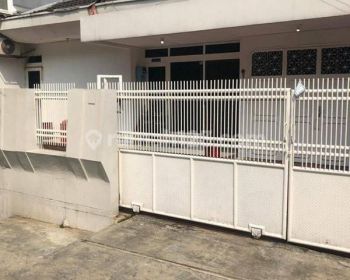 Rumah Besar dan siap huni di Sunrise garden(SR13)