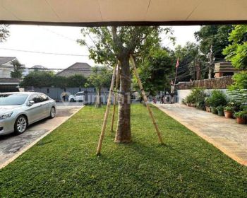 Rumah Pinggir Jalan Raya Akses Lebar Dijual di Menteng Jakpus