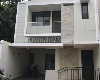 Disewakan Rumah Minimalis Modern Dalam Komplek Sarijadi