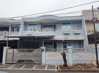 Disewakan Segera Rumah 2 Lantai di Janur Elok, Kelapa Gading, Jakarta Utara