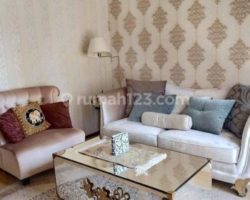 Dijual Rumah 3 Lantai Semi Furnished di Setra Murni, Bandung