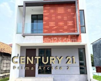 Rumah Minimalis Siap Huni 2 Lantai Di Graha Raya Sc12016