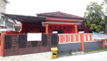 Disewa rumah cantik siap huni di Citra Raya Tangerang