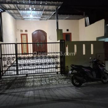 Rumah Siap Huni di Jalan Nusa Indah Harapan Indah Bekasi