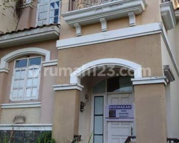 Rumah Unfurnished Bagus SHM - Sertifikat Hak Milik di Perumahan Mediterania ,