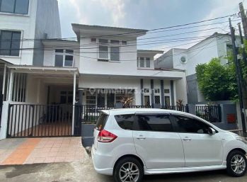 Bintaro jaya sektor 9, muraaaah , jual di bawaah pasaar  , lokasi kereen