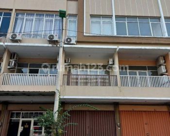 Ruko Sewa Strategis di Cbd Palem, Taman Surya 5, Jakarta Barat