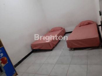 Rumah Kos + Toko Aktif lokasi Strategis