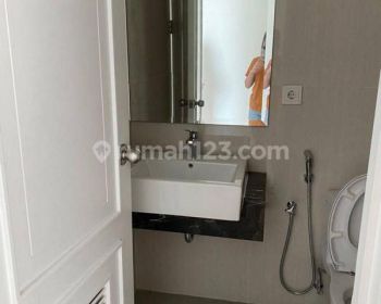 2 BR semi furnished di Central Park