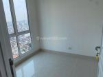 thumbnail-2-br-semi-furnished-di-central-park-9