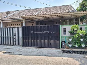 Rumah dijual dkt k Jatibening dlm perumahan alses lebaar , Etty