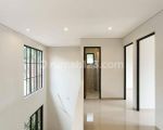 thumbnail-rumah-bagus-baru-renovasi-di-cluster-bintaro-sektor-9-3