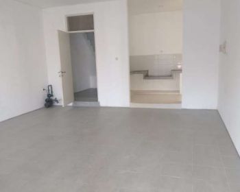 Disewakan rumah cantik royal residence siap huni