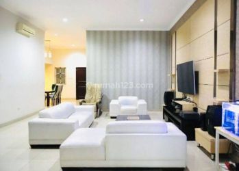 Di sewa rumah di mediterania PIK boulevard