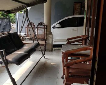 Dijual Rumah Strategis di Mertilang Bintaro Sektor 9