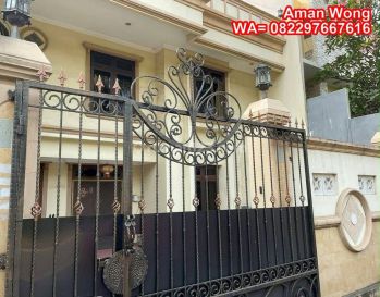 Dijual Rumah 2,5 Lantai di Taman Palem Lestari, Jakarta Barat