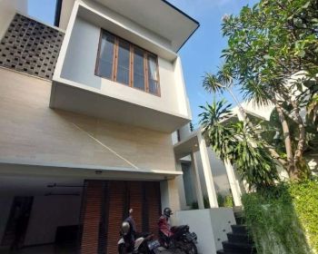 Rumah kemang Dijual - Unit baru, Siap Huni - Private Pool