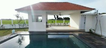 Brand New Villa 3 Bedrooms At Seseh Area Unfurnished