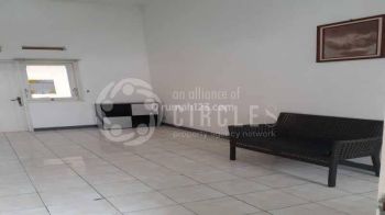 Enak Luar Dalem Rumah Disewakan Kota Baru Parahyangan Bandung