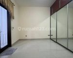 thumbnail-for-rent-rumah-lokasi-dekat-jis-area-one-get-system-4