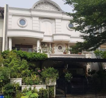 Dijual Rumah Kelapa Gading Luas 234m2, 2,5 Lantai, 5 Kamar