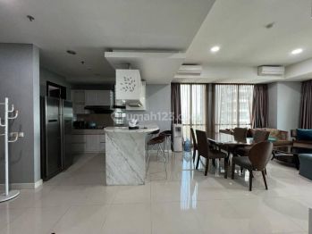 Tiffany 4 BR Private Lift 205 m² Low Floor Kemang Village