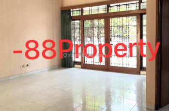 Rumah Singgasana Pradana