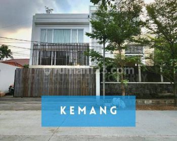 Rumah Mewah Private Lift Dijual di Kemang Jakarta Selatan