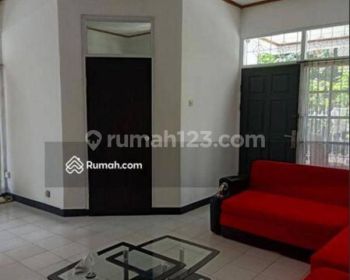 Disewakan rumah dengan luas tanah luas siap huni di arcamanik antapani bandung