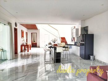 Rumah Minimalis Cantik Dalam Komplek Nyaman