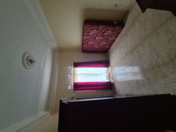 DIKONTRAKKAN RUMAH 2 LANTAI FULL FURNISHED DEKAT AKPER , RSJ , UNTID