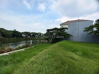 Kavling Premium Ebony Golf PIK 1 View Danau (Langka)