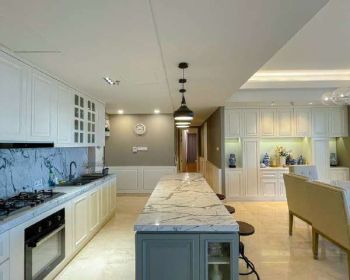 Special Unit at One East Residences apartment Lantai 18