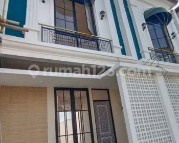 RUMAH TAKE OVER MEGAH 2 LT DP 140 JT NEGO DI PADALARANG DEKAT KOTA BARU, TOL