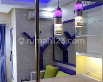 DISEWAKAN TIPE 2 BR, INTERIOR MENAWAN, STRATEGIS ISTIMEWA TENGAH KOTA SEMARANG