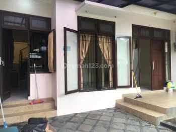 Dijual Rumah Siap Huni di Kelapa Gading