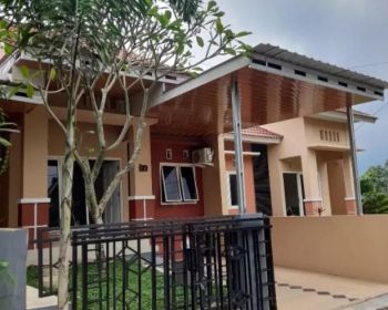 RUMAH BARU 1,5 LANTAI, VIEW CANTIK, CLUSTER DI  JL. RAYA