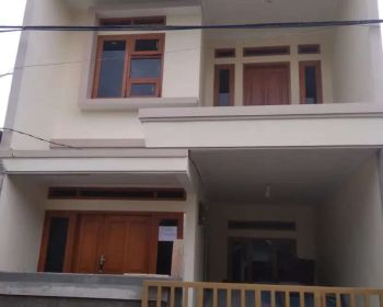 Rumah 2 lantai taman cibaduyut