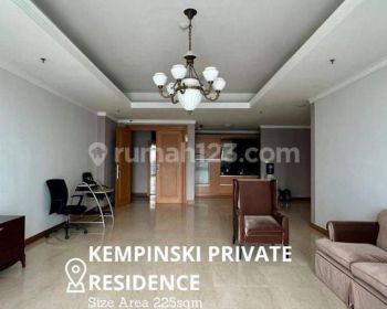 Apartemen Dijual Kempinski Residence 3 Kamar Tidur Semi Furnished Bagus