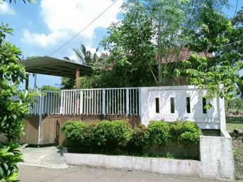 Dijual rumah kampung Bojong sari depok