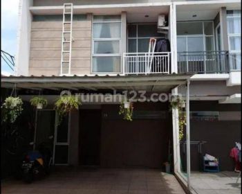 Dijual Rumah Bagus 2 Lantai Siap Huni Harga Miring Nego Lagi