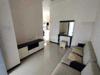 Disewakan rumah siap huni furnish Sukolilo Dian Regency 2