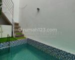 thumbnail-rumah-modern-minimalis-ada-pool-rawamangun-jaktim-12