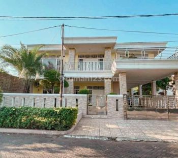 Rumah i 2 lantai Siap Huni di Jalan utama Komplek Karang Tengah Ciledug BU