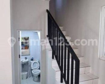 Jual Rumah 2 Lantai Nyaman di Cluster Dayana Summarecon Bandung