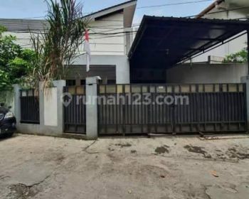 Rumah dijual harga dibawah pasaran di Kebagusan Jakarta Selatan