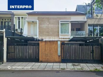 Rumah dijual 2 Lantai Taman Kedoya Baru Jakarta Barat
